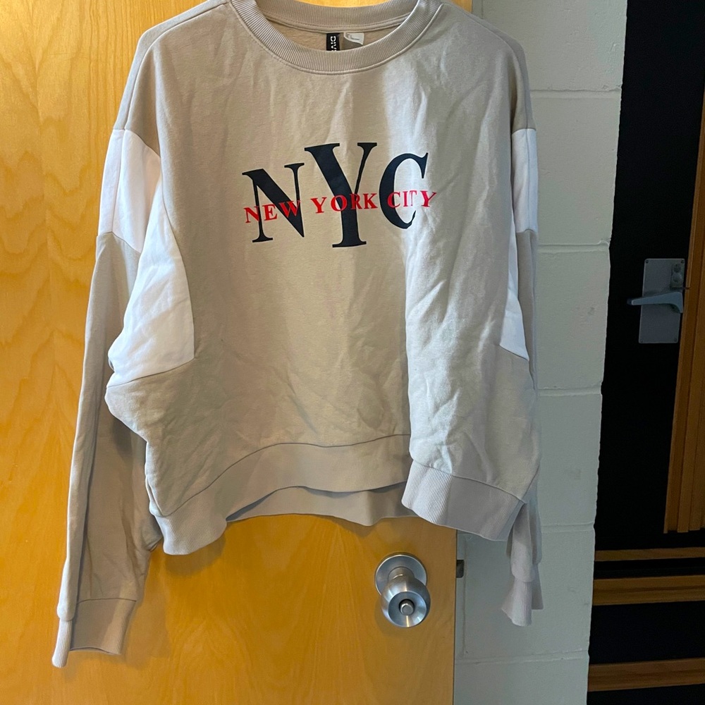 NYC sweatshirt